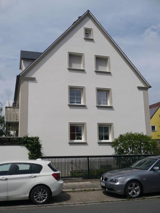 Super Zentral Begehrte Wohnlage Parkplatz Vor Haus Apartment Nuremberg Exterior photo